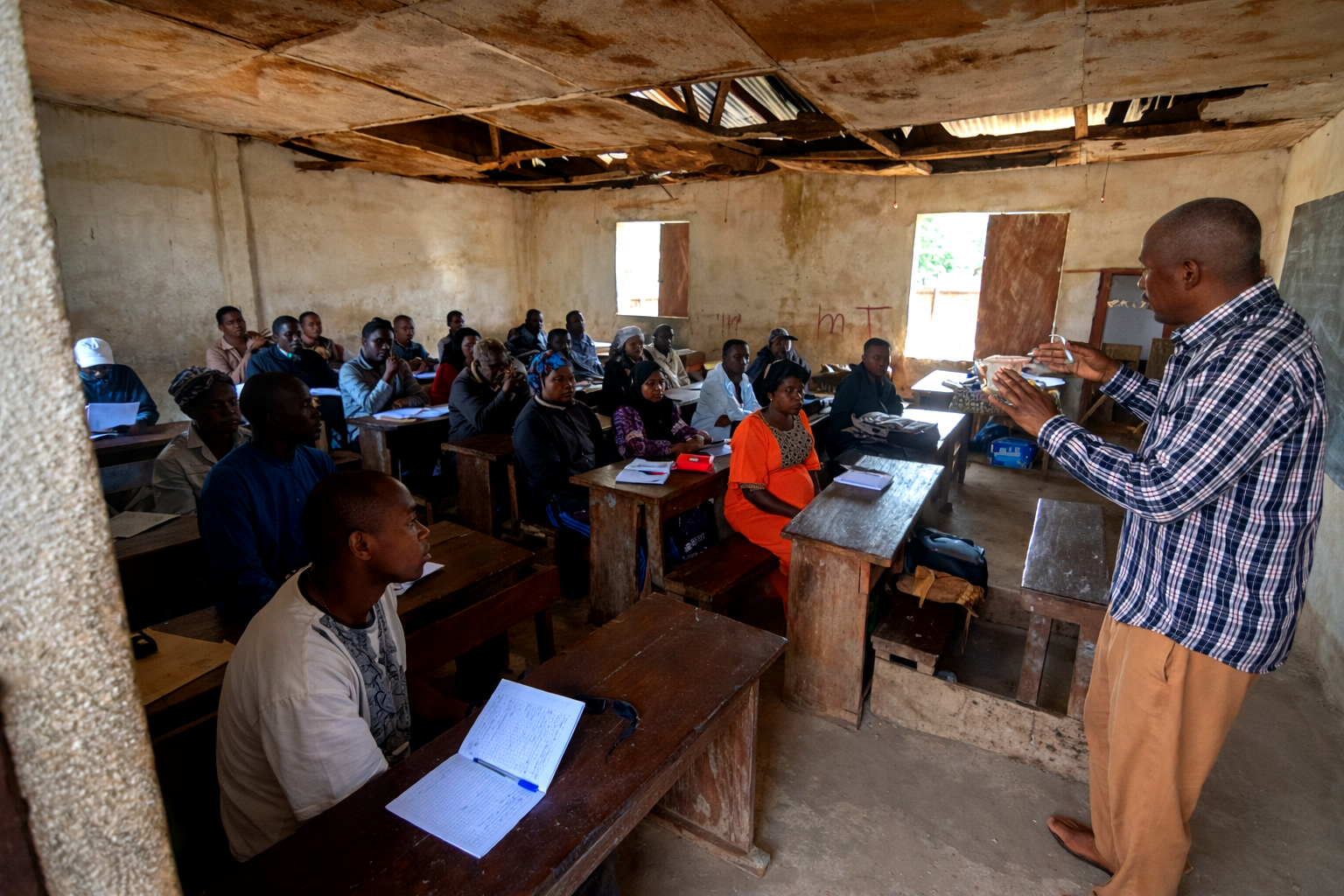 Elementary classroom in Timbo